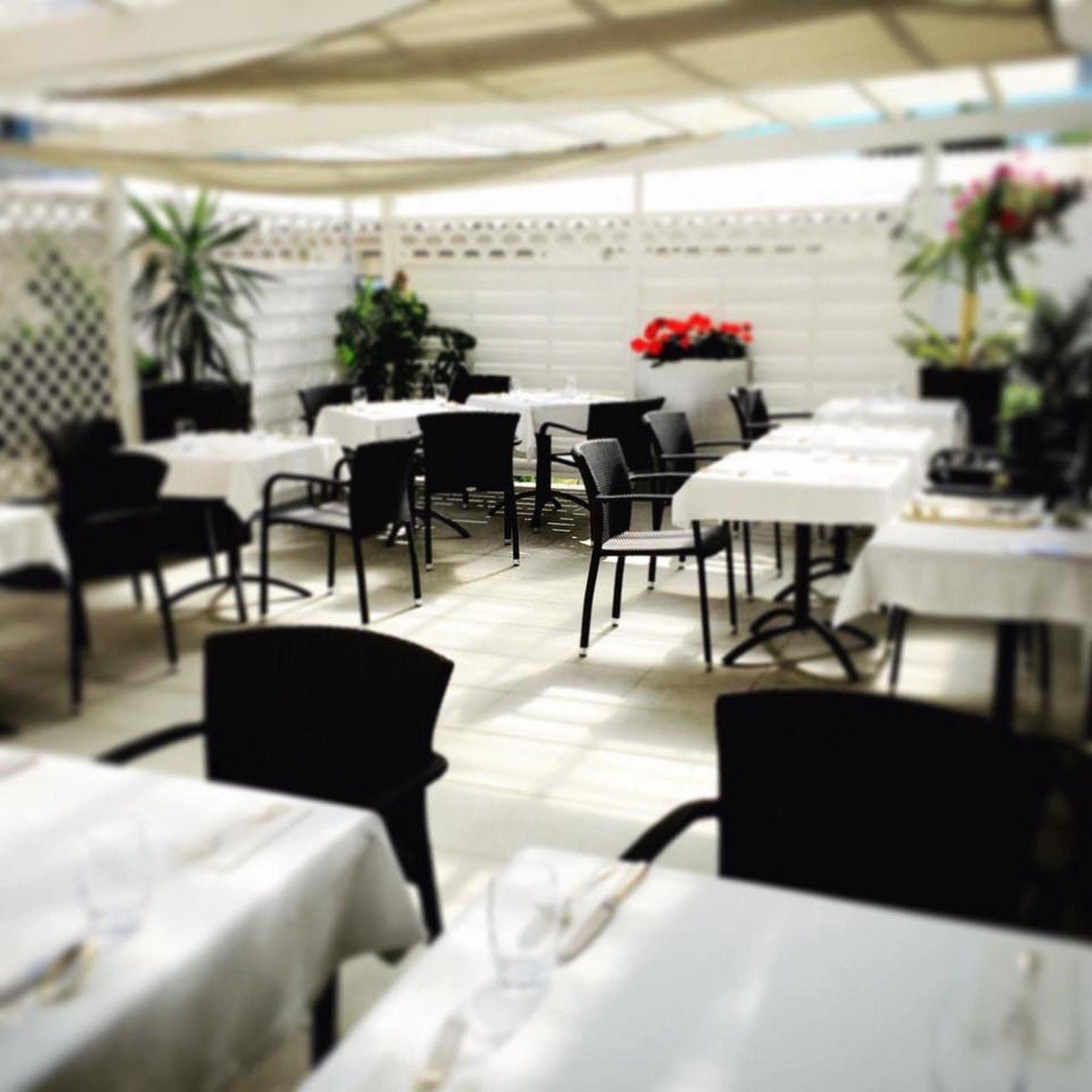 Hotel Restaurant Tivoli - Basel Airport Huningue Exteriér fotografie